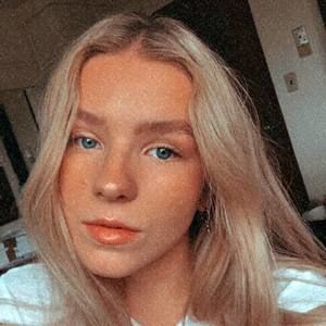 Meet your Posher, Kaitlin